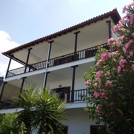 Nikos & Panagiota Apartment Vourvourou Ruang foto
